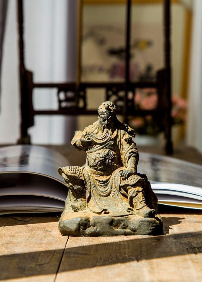 銅器 銅像 武財神 関羽 関二爺仏像 置物 開運 風水 招財 工芸品 武聖関羽人物像 文房置物・案頭 鎮宅辟邪 開運風水 招財 工芸品 - メルカリ