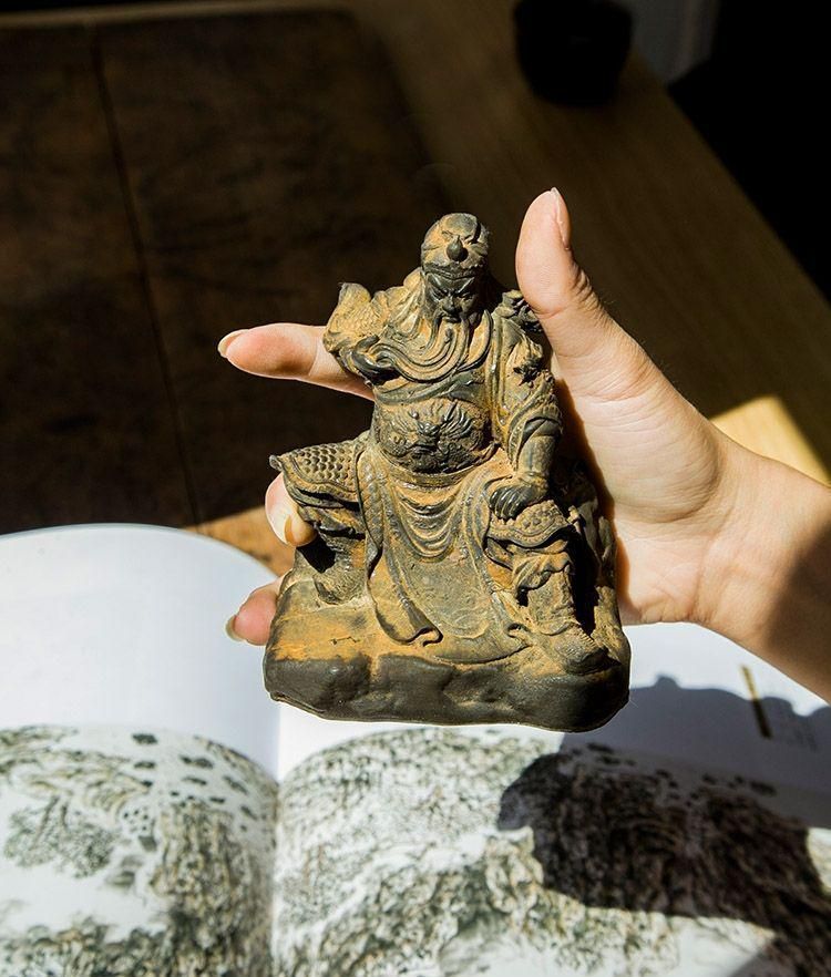 武聖関羽人物像 文房置物・案頭 鎮宅辟邪 開運風水 招財 工芸品 - メルカリ