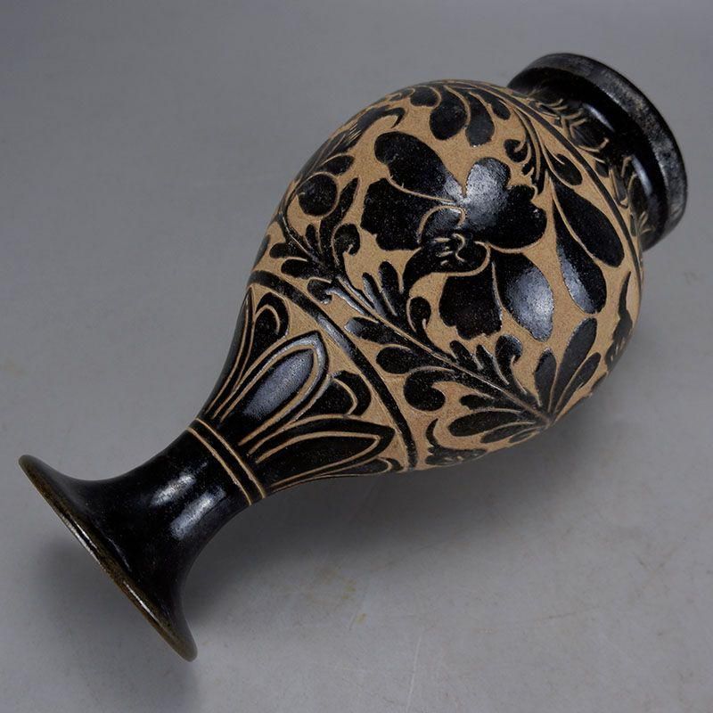 宋代磁州窯黒釉手制花玉壺春瓶 景徳鎮 陶磁器 装飾品 現代工芸品美術品