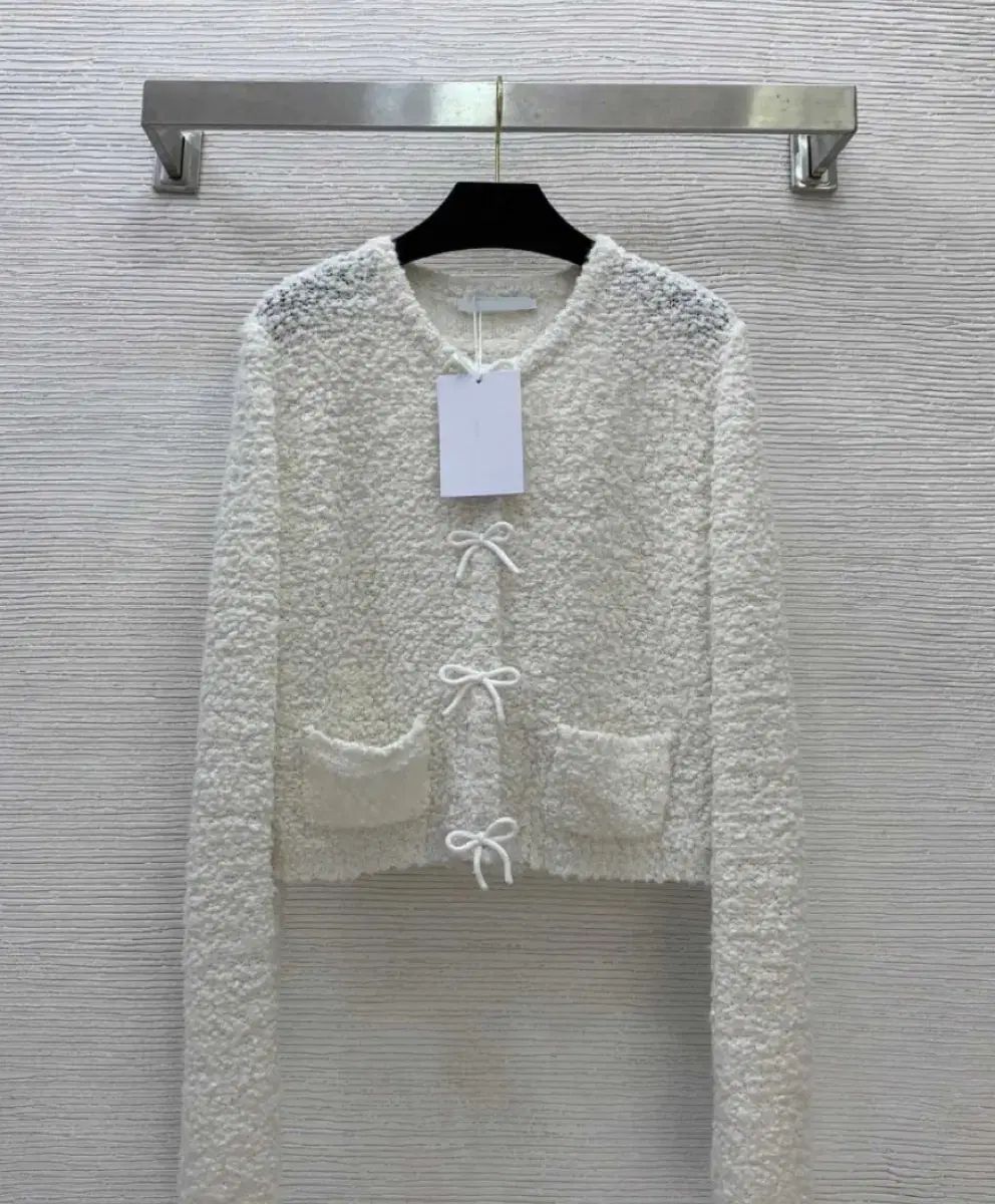 アークス リーボン ブークレ カーディガン