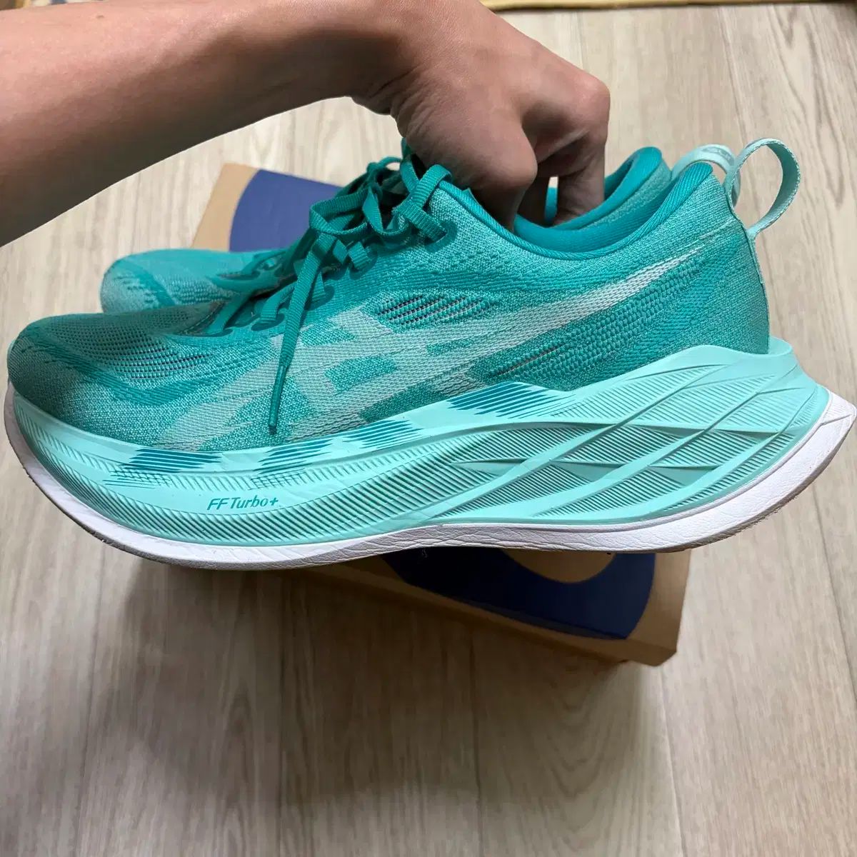 アシックス SUPERBLAST 2 ミント 270