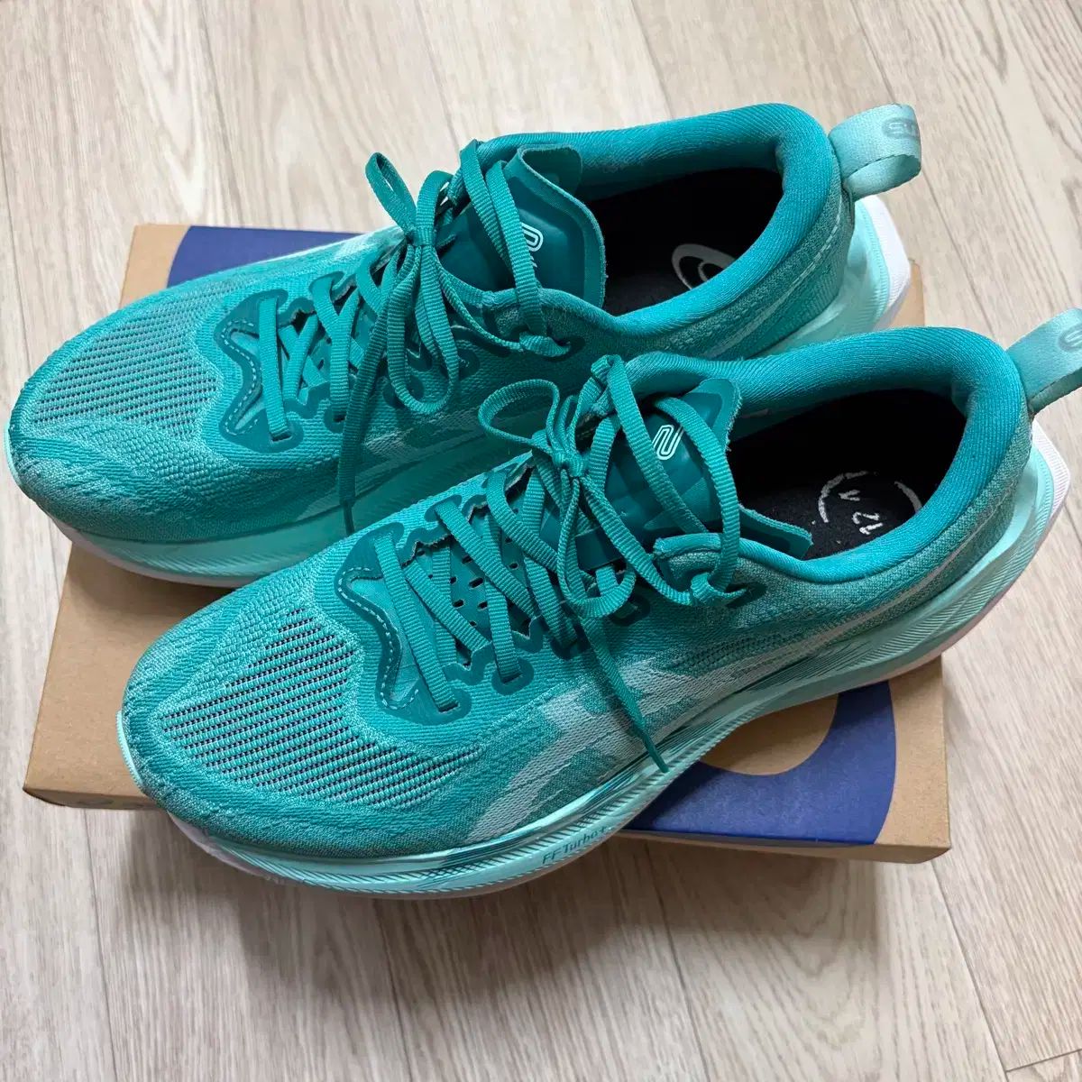 アシックス SUPERBLAST 2 ミント 270