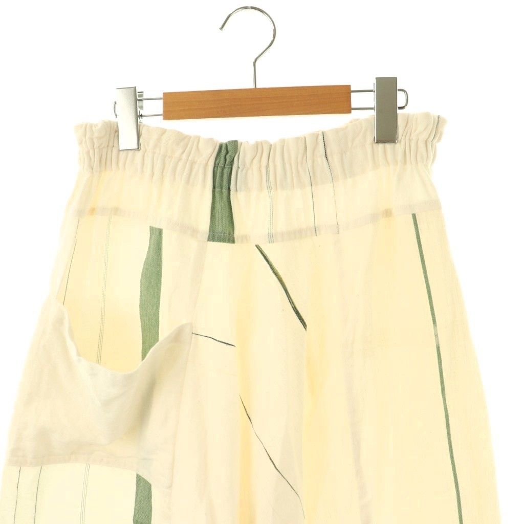 ショートパンツ