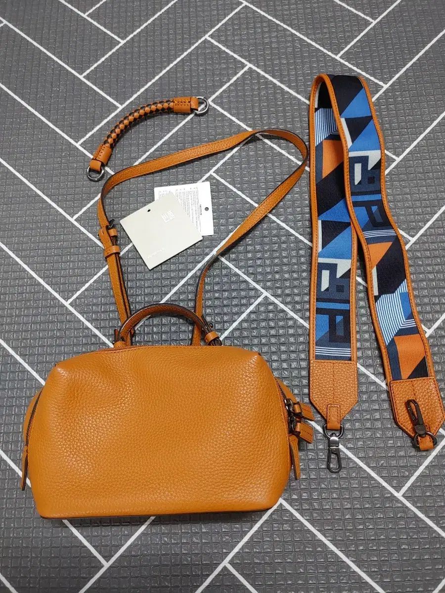  状態の良いバッグ5点 ドゥーニー＆バーク ジョイグライソン等 メッセンジャーバッグ ショルダーバッグ