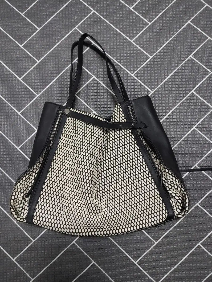 状態の良いバッグ5点