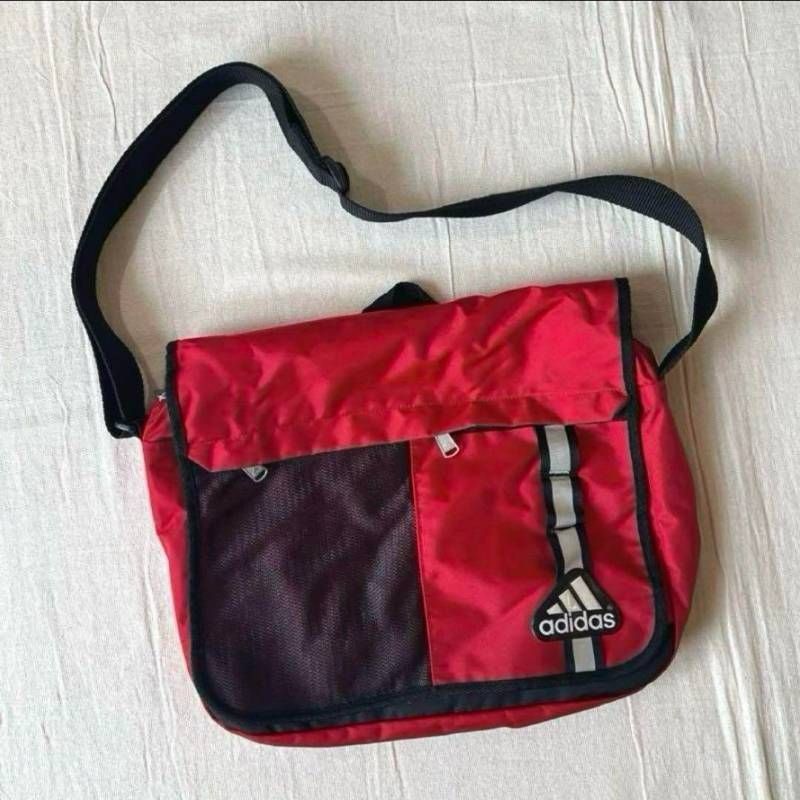 バッグ vintage old adidas messenger bag Y2K vintage adidas メッセンジャー ショルダーバッグ y2k old 00s archive