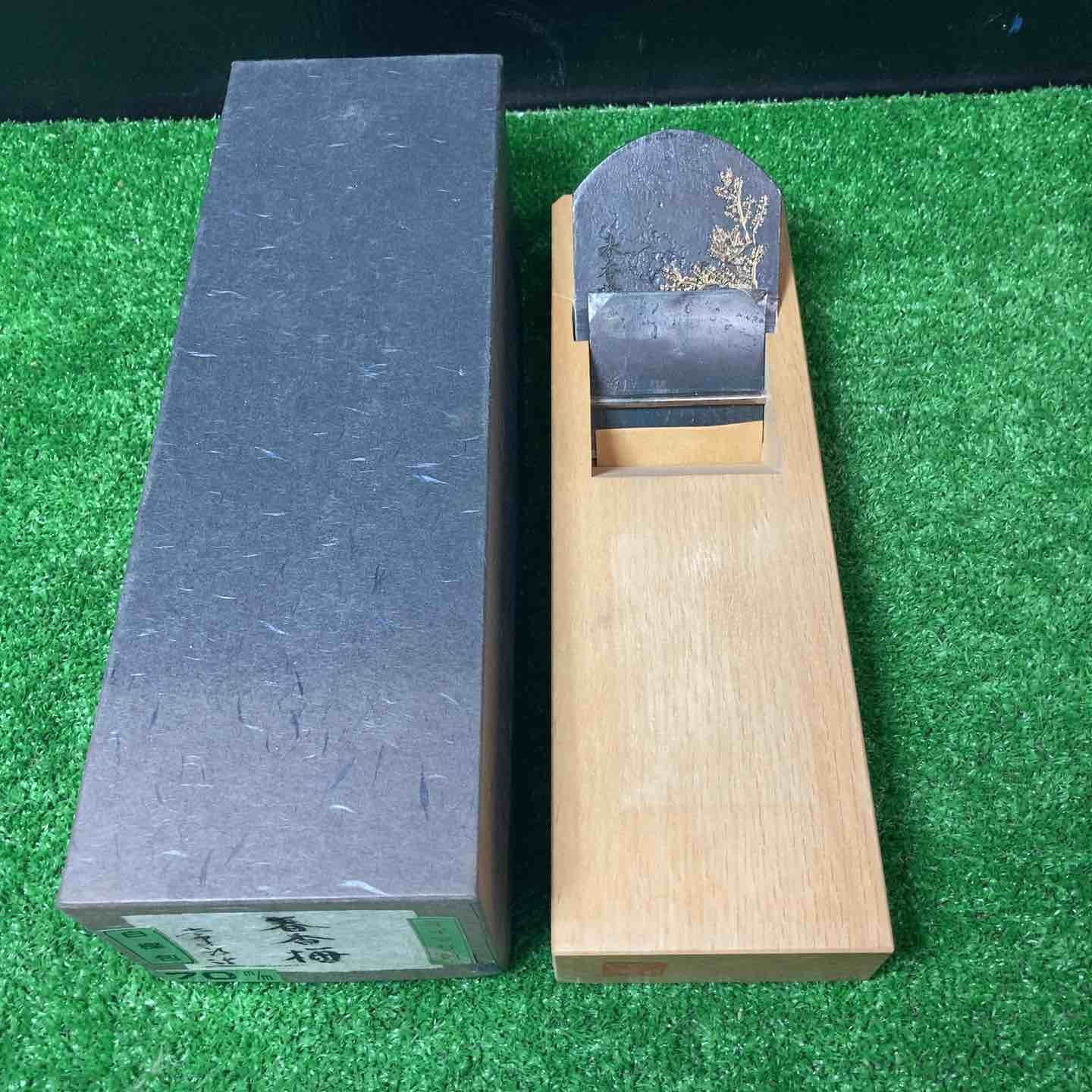 常三郎作 春香梅 70mm 2008年年末 特殊彫金入り鉋 特殊サンドビック鍛造スウェーデン鋼 岩槻店