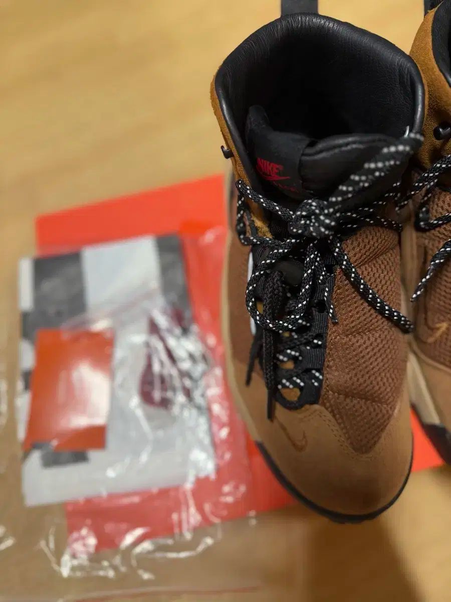 ナイキ × サカイ ブーツ 240 3-4回着用