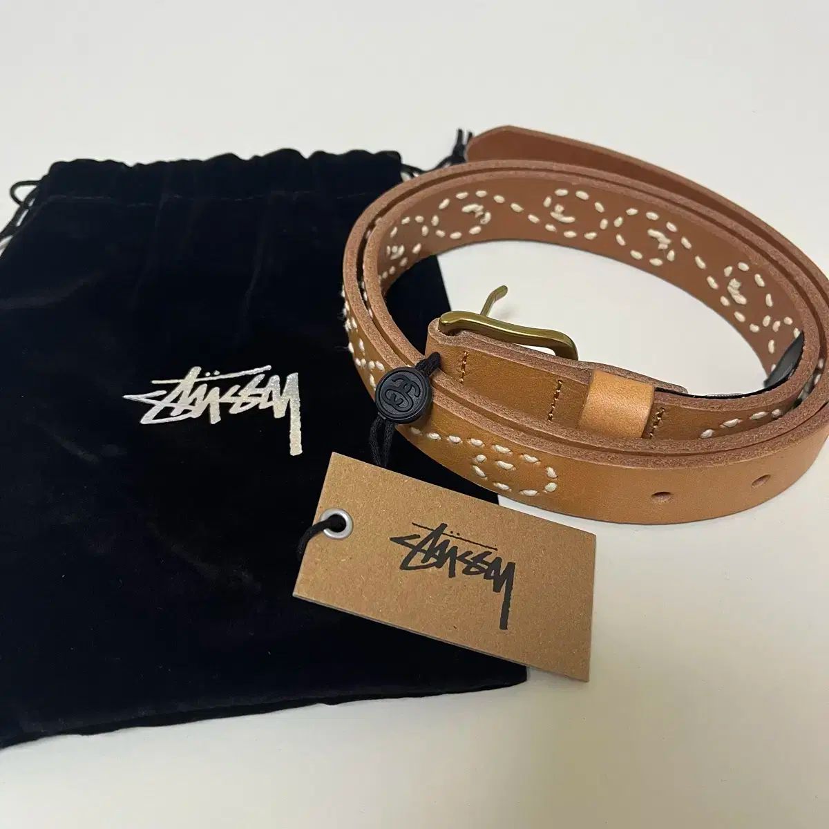 stussy ベルト S/M - メルカリ 新品／未使用) STUSSY ステューシー ベルト s/m - メルカリ