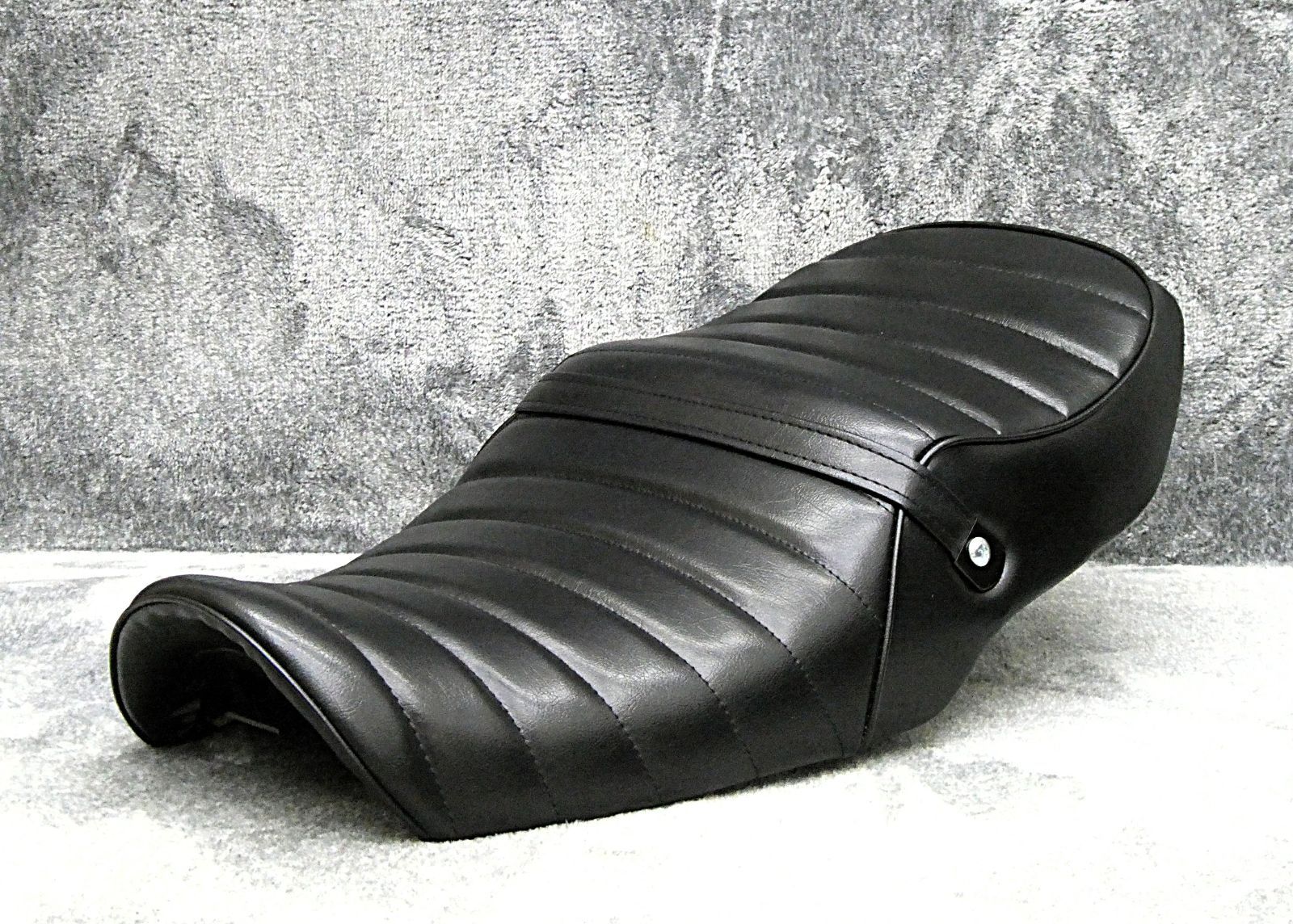 GSX400インパルス 前期 黒皮 タックロールシート/ GK79A ～95年 完成品