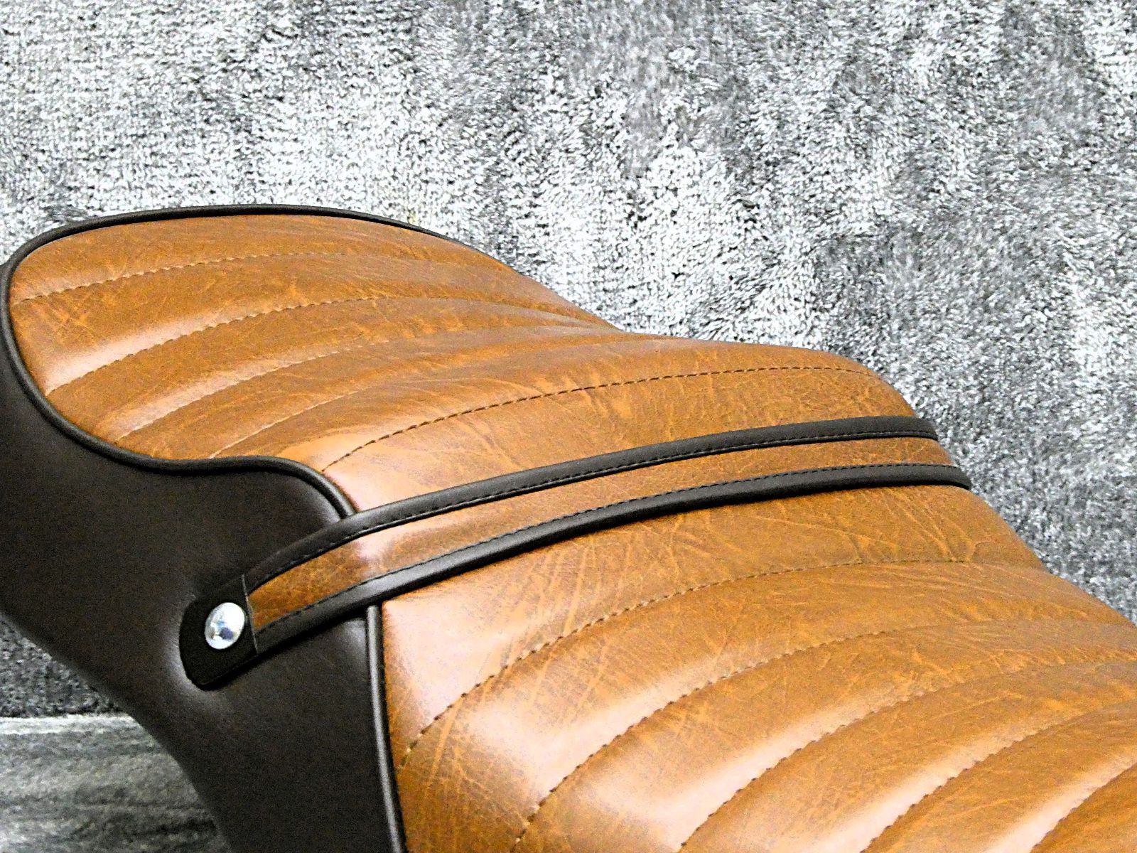 GSX400インパルス 前期 茶ツートン タックロールシート/ブラウン GK79A