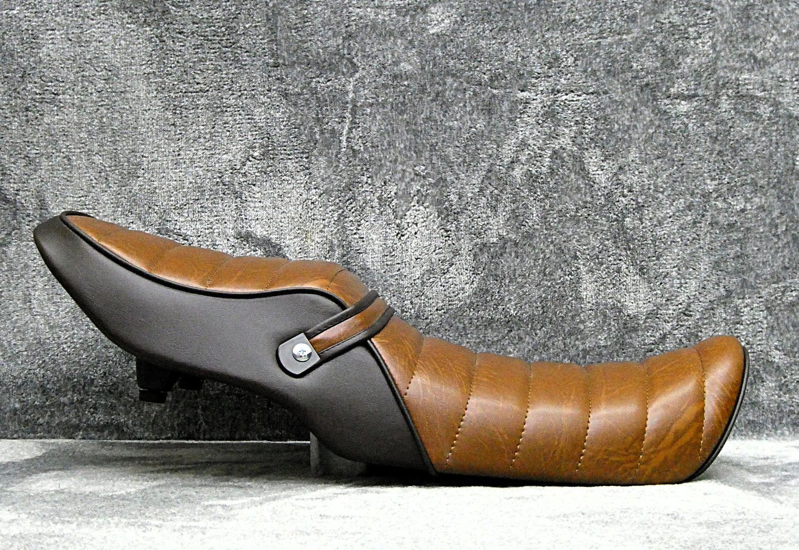 GSX400インパルス 前期 茶ツートン タックロールシート/ブラウン GK79A