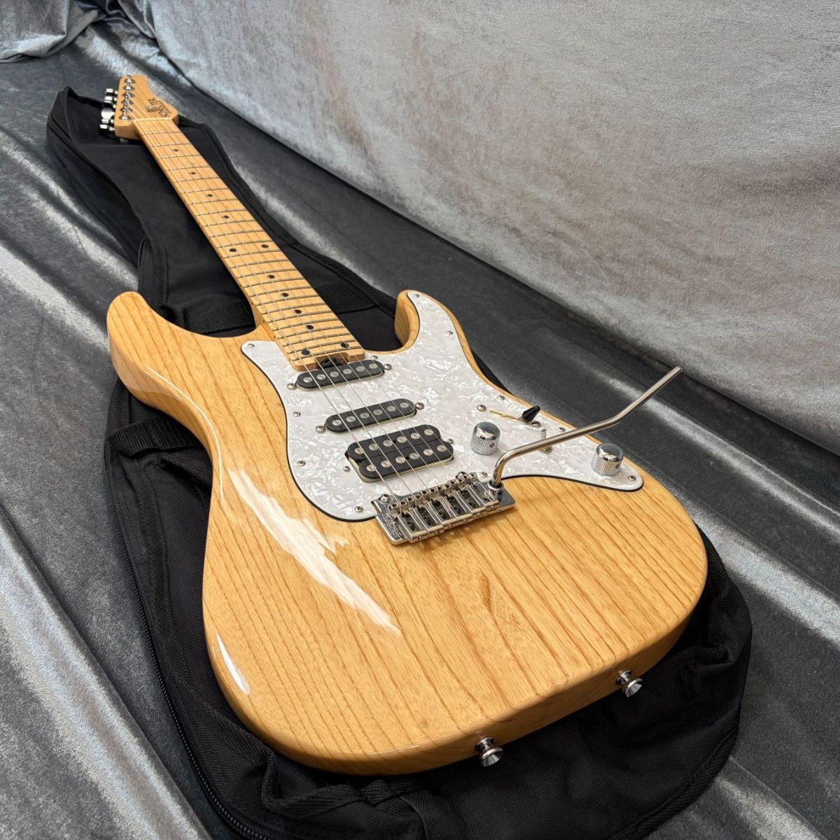 定価203 500円 Schecter BH-1-STD-24 アッシュボディ コイルタップ ローカット搭載の国産本格モデル 2016年製