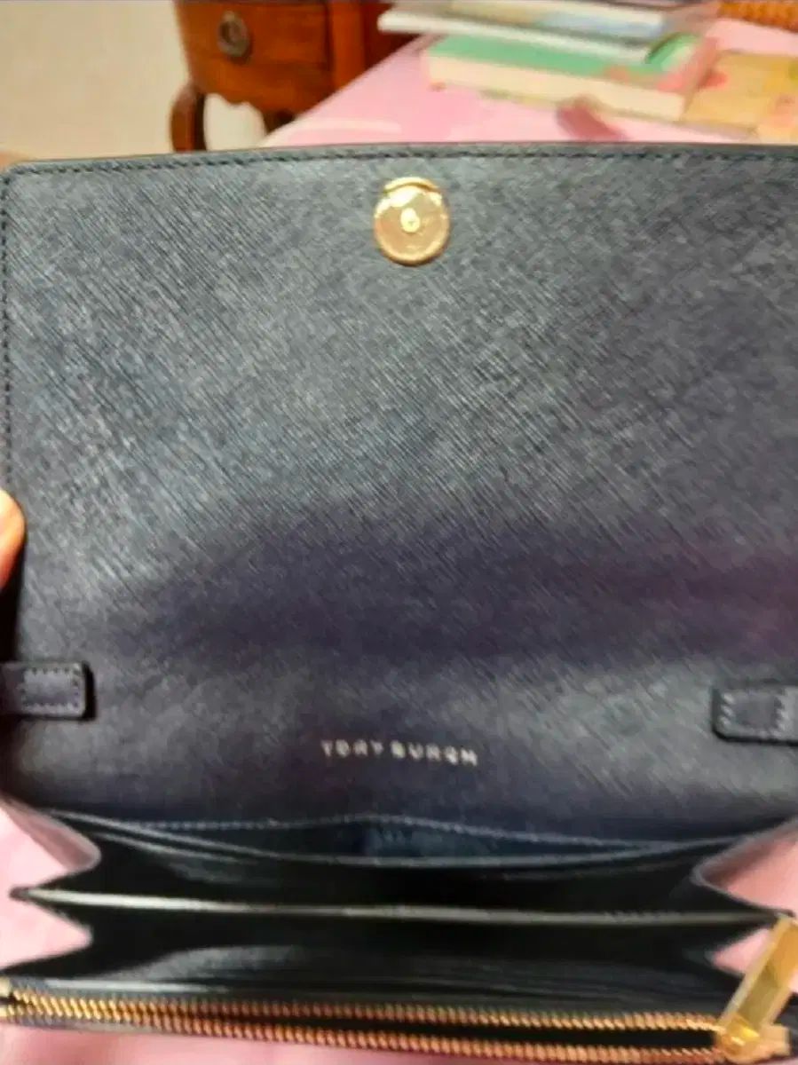 トリーバーチ ブラック サフィアーノ チェーン クロスバック