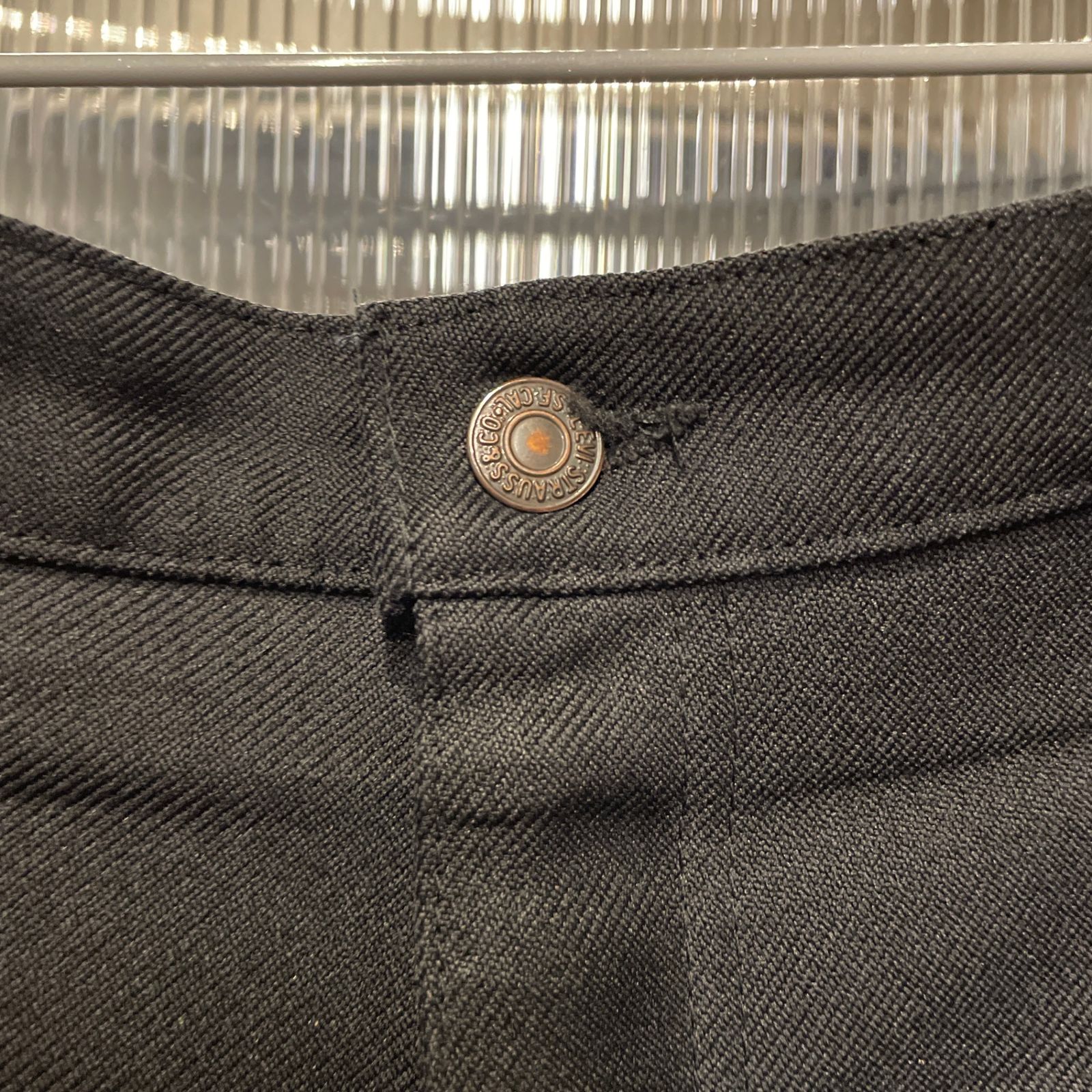 送料無料!! リーバイス Levis 黒タグ パンツ ボトム ボトムス pants bottom 人気 VINATAGE ヴィンテージ アクセサリー