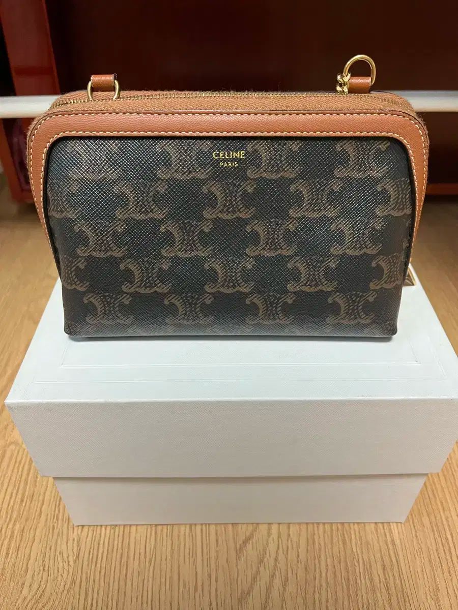 Celine セリーヌ チェーン クラッチバッグ