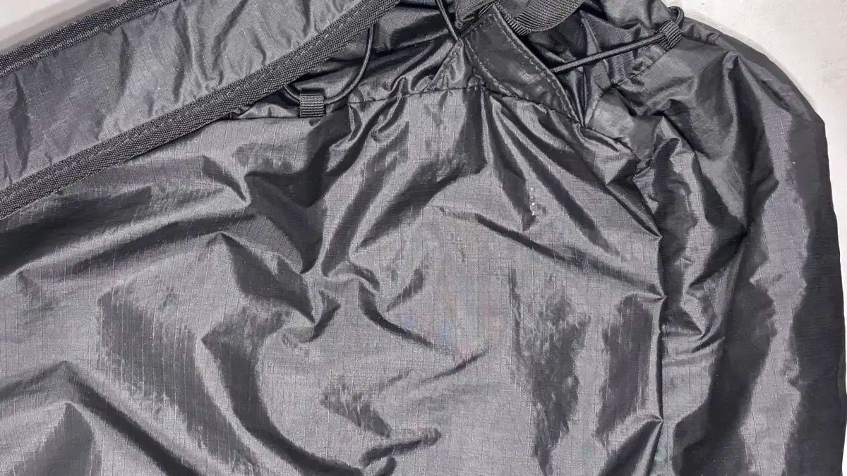 ニューバランス ライト バックパック ブラック