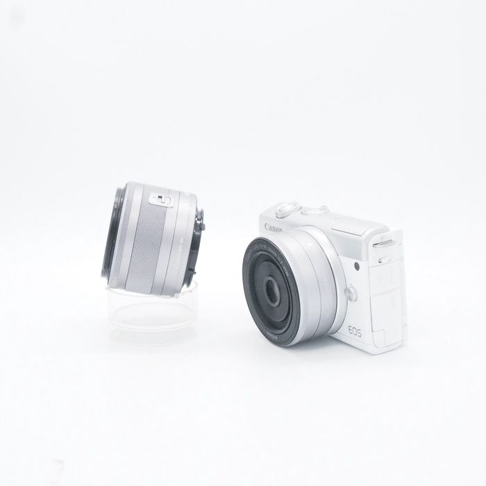 キヤノン Canon EOS M200 ダブルレンズキツト ホワイト