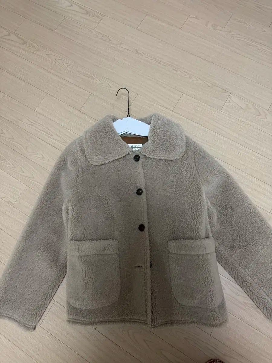 ビミュウ ベニュエ ウェベアー ムートン モカS ドライクリーニング完了