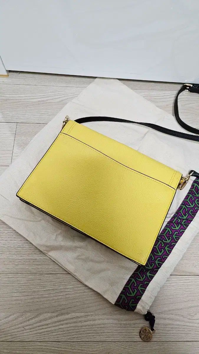 トリーバーチ イエロー クロスバッグ ダストバッグ