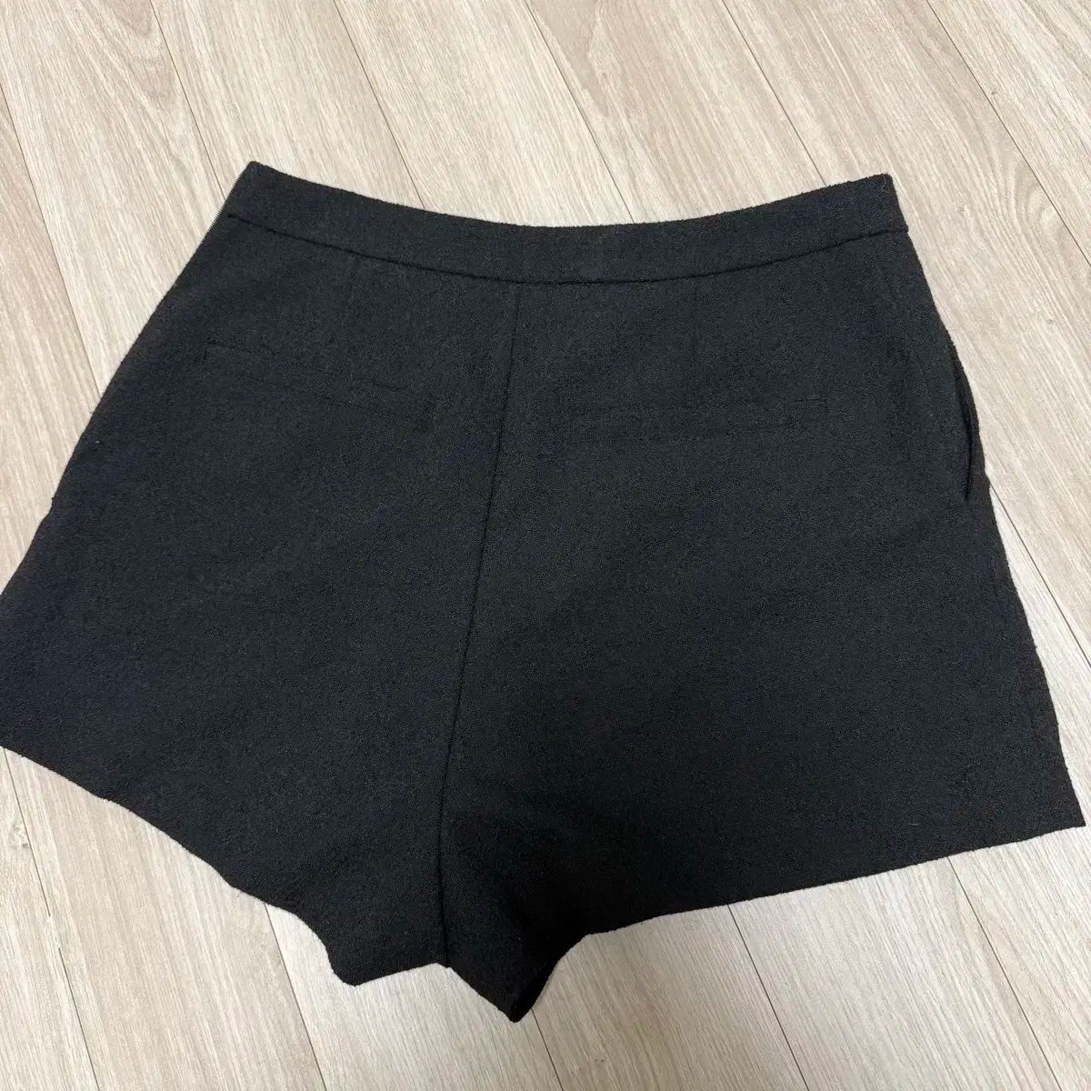 ツイードショーツ