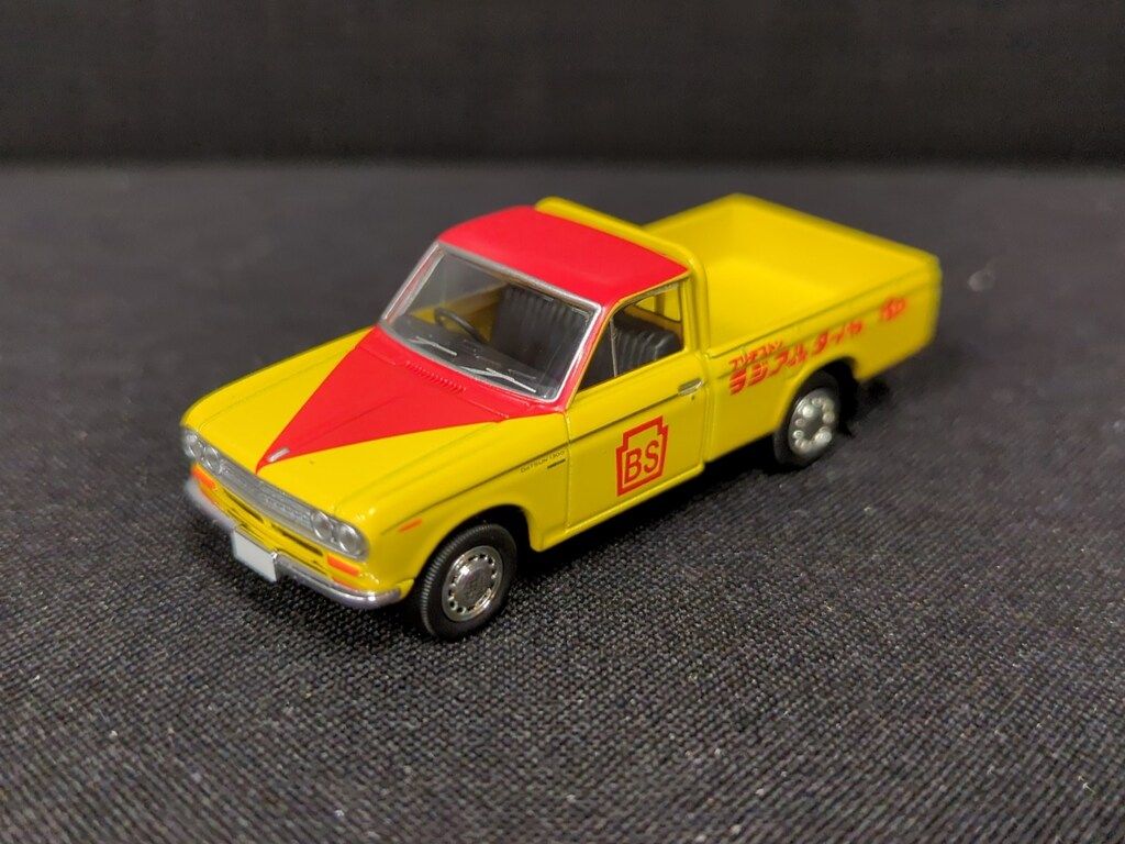 トミーテック TOMICA LIMITED VINTAGE ダットサントラック 1300
