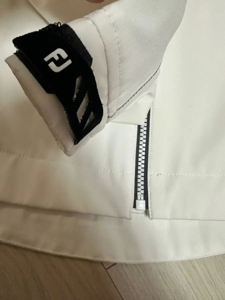 FJ フットジョイ レディース ゴルフ ウィンドブレーカー 白