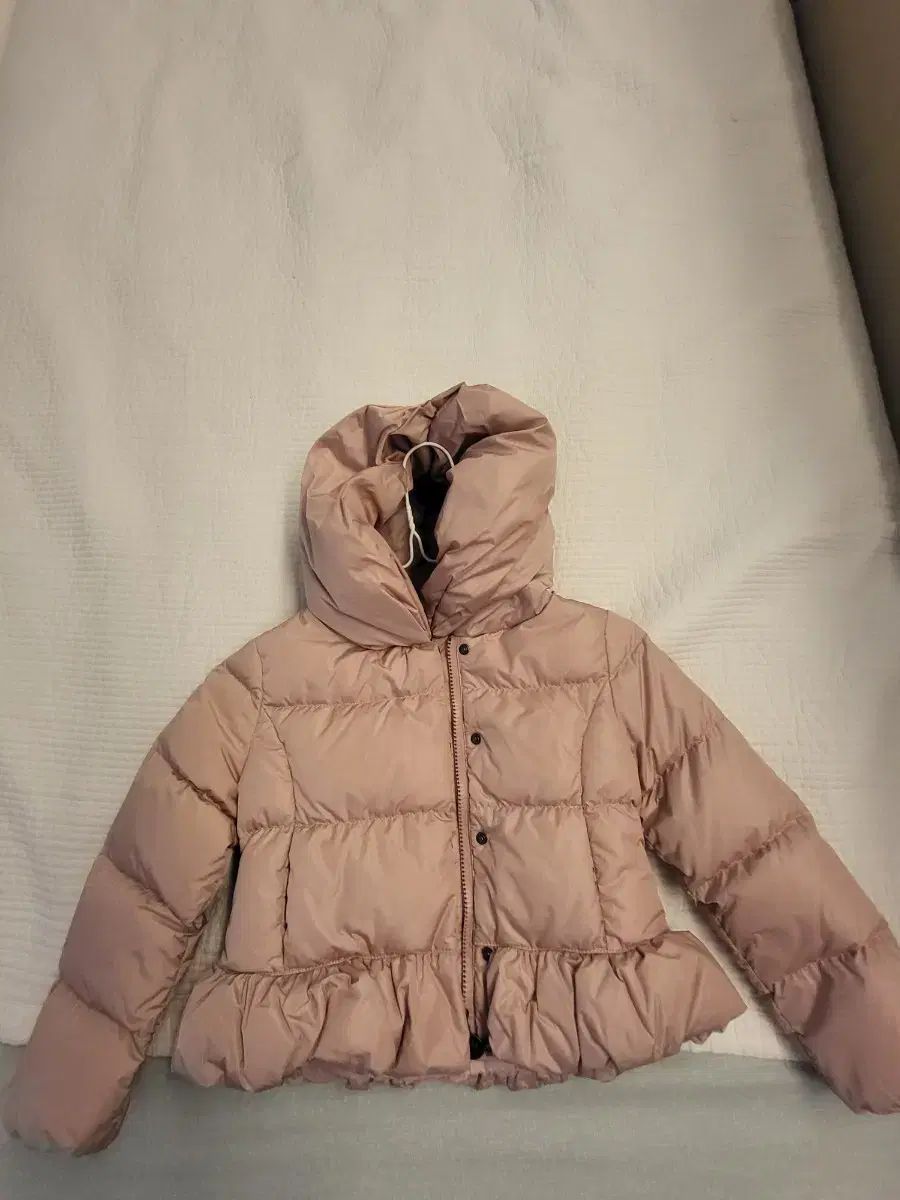 モンクレール キッズ 5 y ピンク カオルレ ダウン