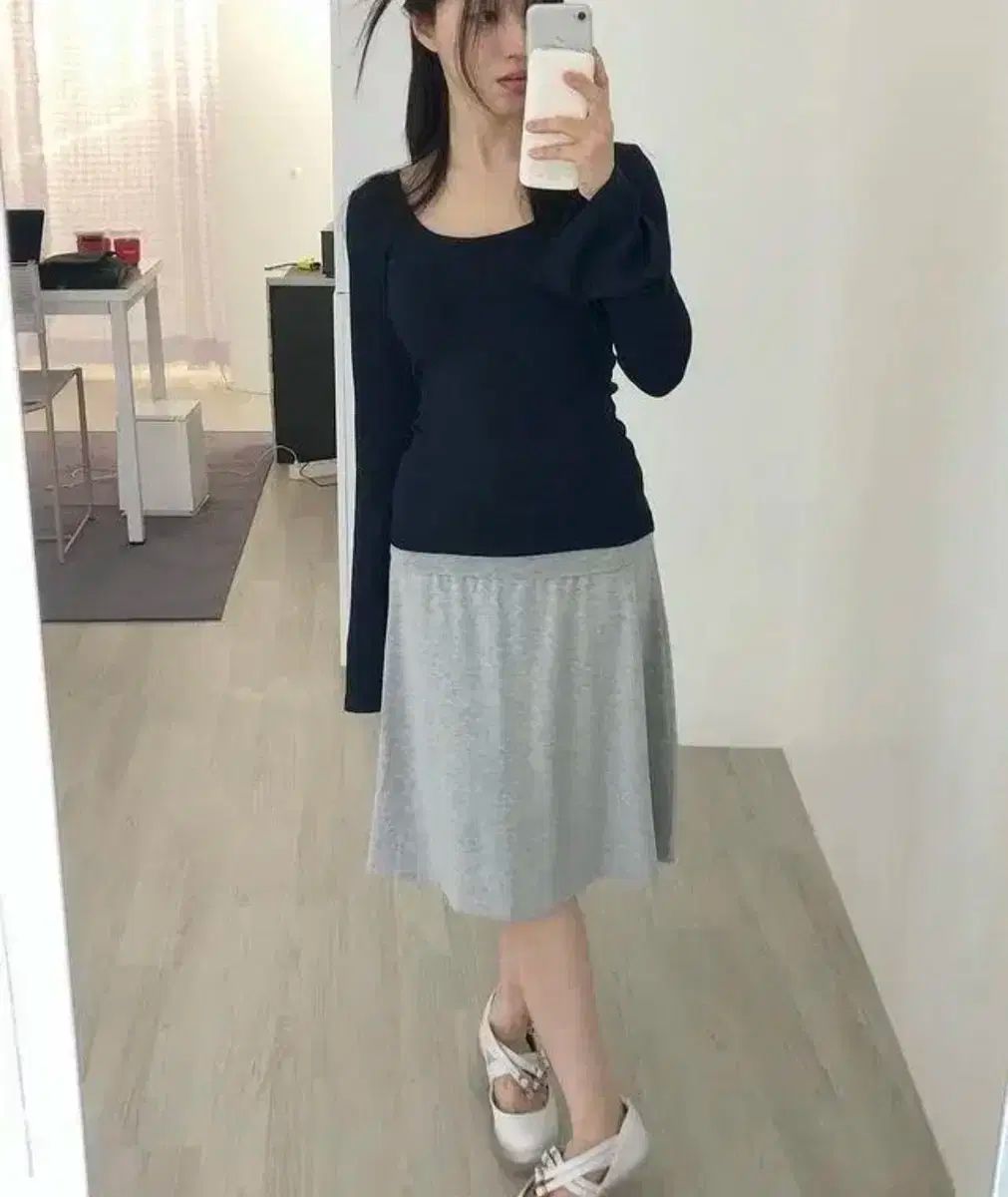 heupeuee リー リウ R アロイ イージー sellou long top ネイビー