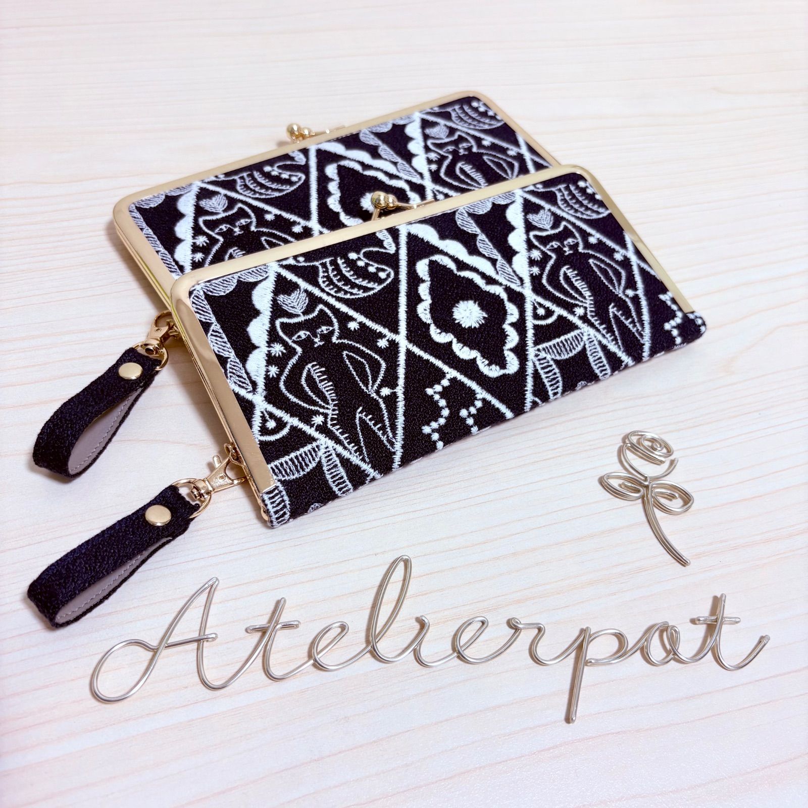 ☆ミナペルホネン☆symphony navyのがま口財布☆持手付 - メルカリ