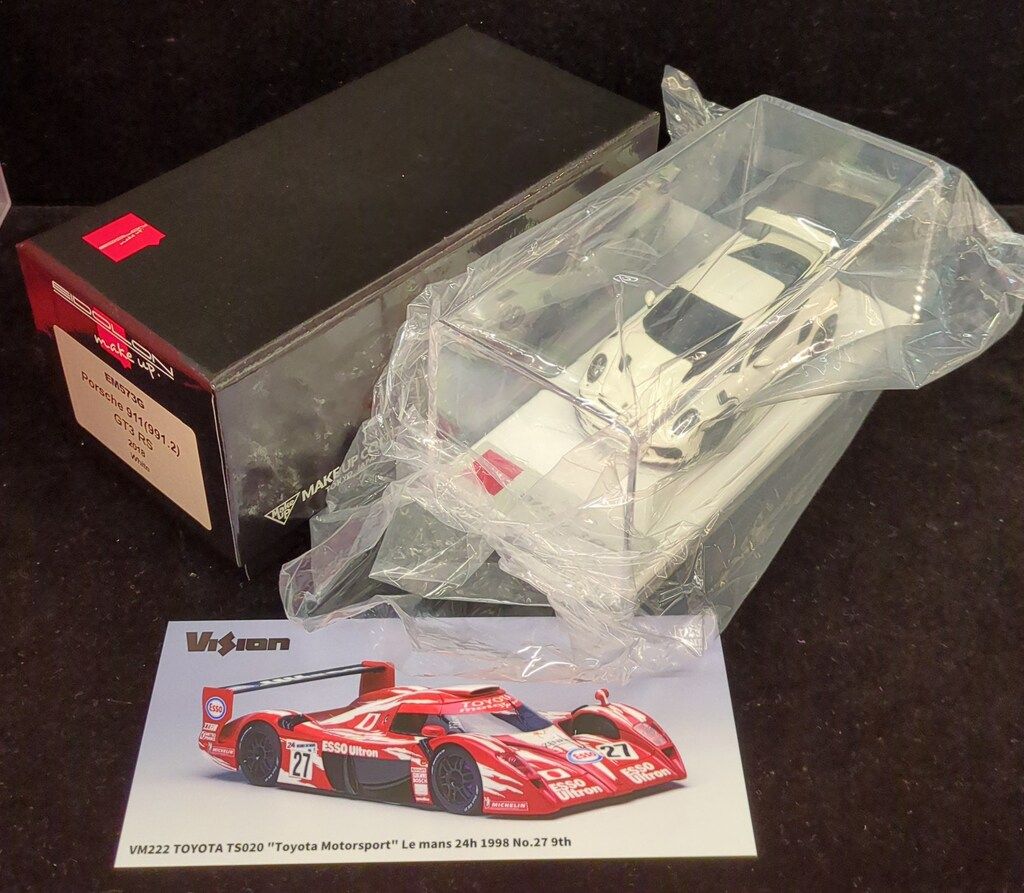 Make Up 1 43 EIDOLON Porsche 911 991 2 GT 3 RS 2018 ホワイト