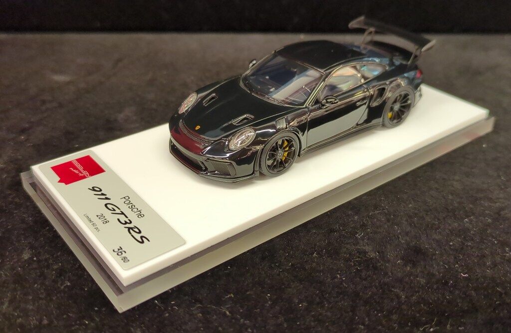 Make Up 1 43 EIDOLON Porsche 911 991.2 GT 3 RS 2018 ブラック