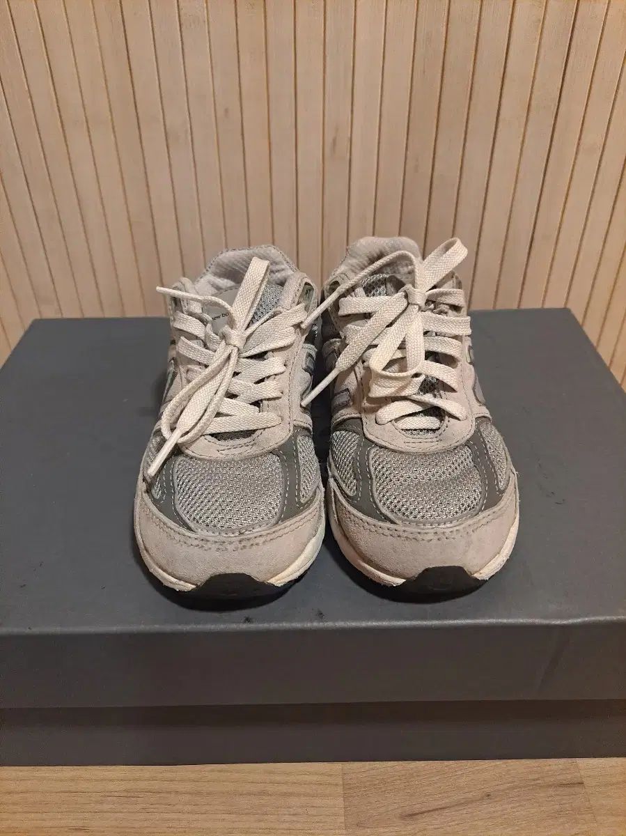 ニュー ンス 990 グレー スニーカー 170 サイズ