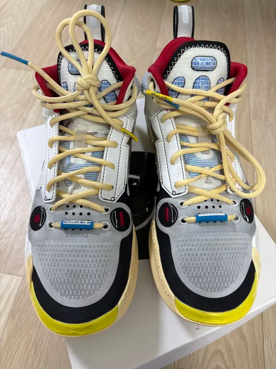 us 9 リーニン wow 10 ミッド