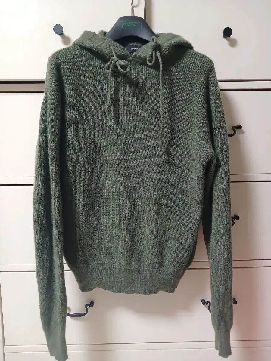 Theory 띠어리 カシミア100 ニット フードTシャツ