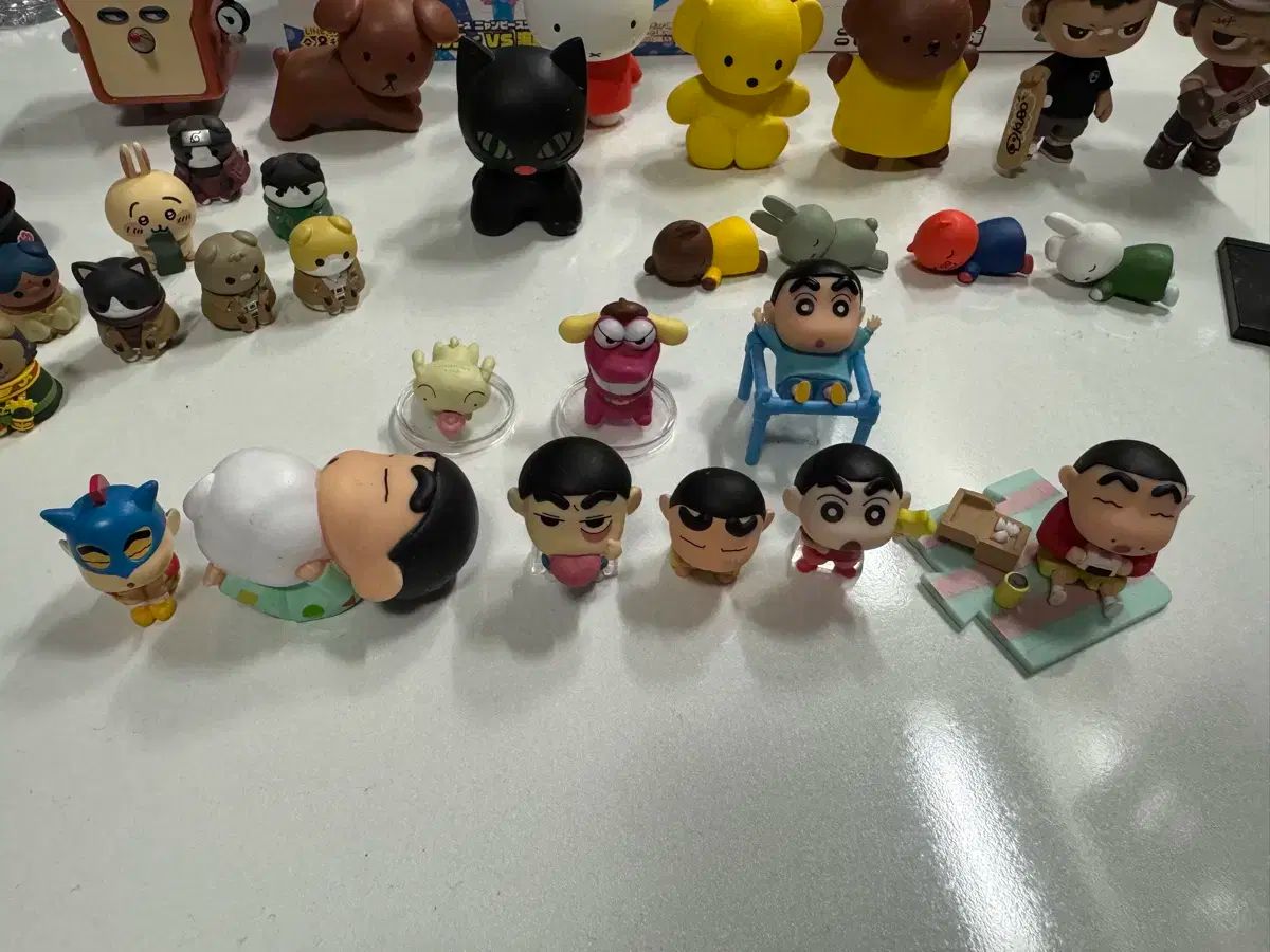 クレヨンしんちゃん フィギュア (まとめ売り) - メルカリ