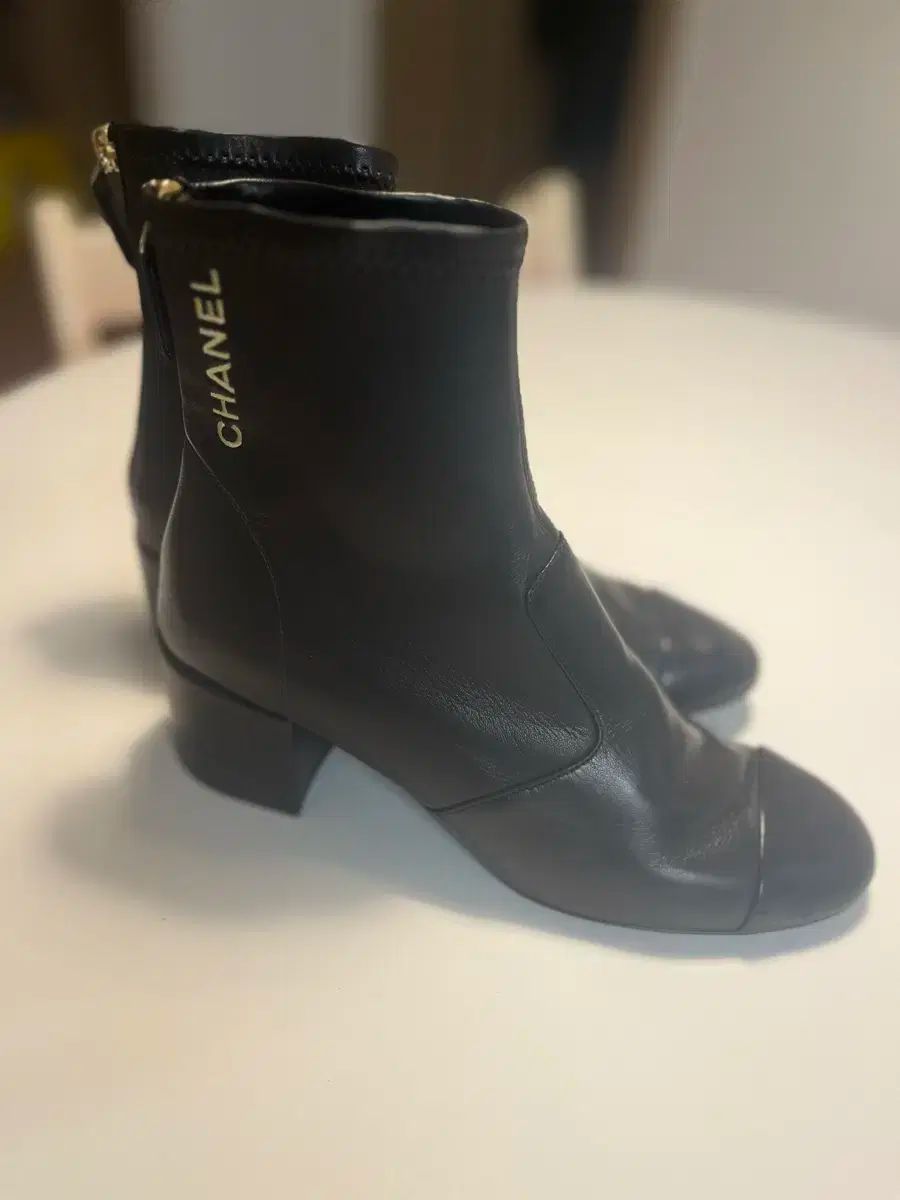  CHANEL シャネル アンクルブーツ 245 その他 ブーツ