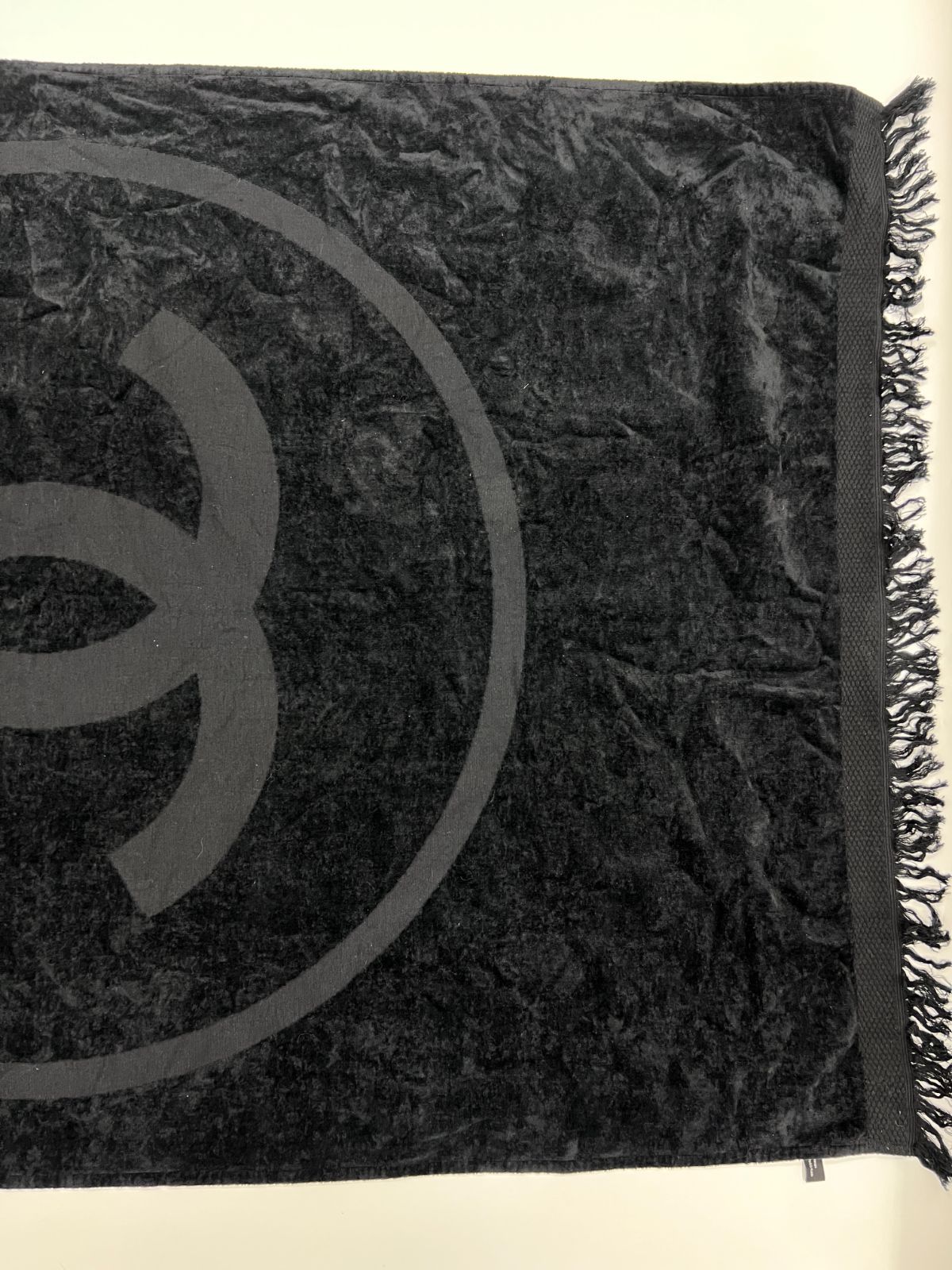 ブラック ブランケット