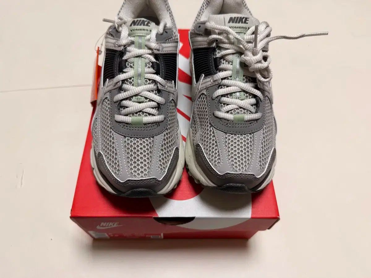 W ズーム ボメロ 5 230 サイズ 商品