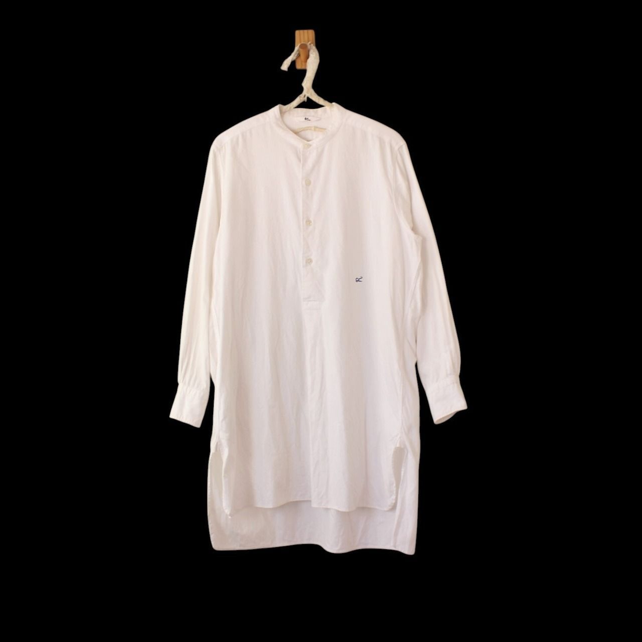 【現行タグ】45R バンドカラーグーグーシャツ Lサイズ R刺繡 白色 45r バンドカラー プルオーバー ロング丈シャツ R刺繍 日本製 白 1 （w