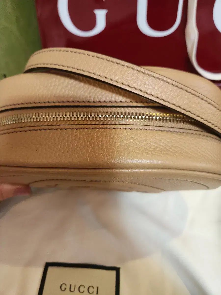 グッチ ソーホー ディス b ク b バッグ ベージュ タッセルバッグ