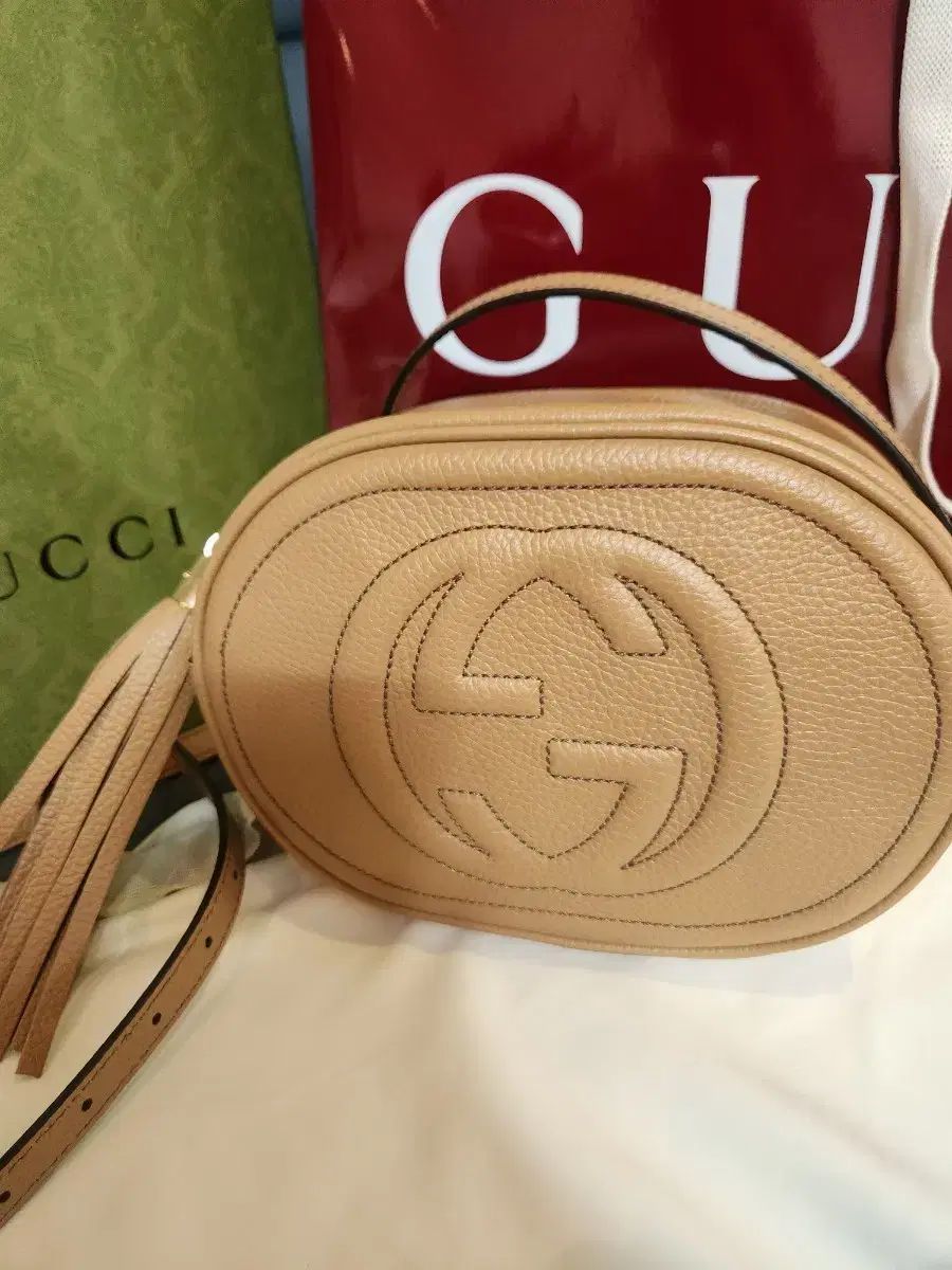 グッチ ソーホー ディス b ク b バッグ ベージュ タッセルバッグ