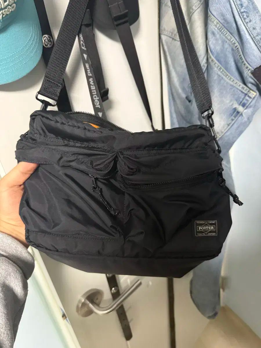 吉田ポーター ブラック ショルダーバッグ