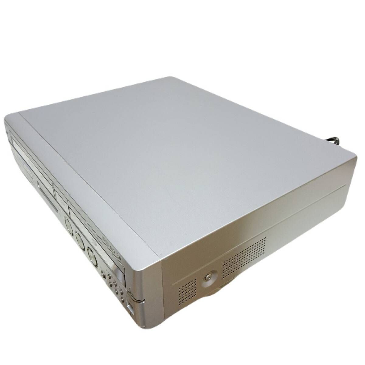 整備品】 SHARP VHS⇔DVD⇔HDDダビングデッキ DV-HRW50 T09311234