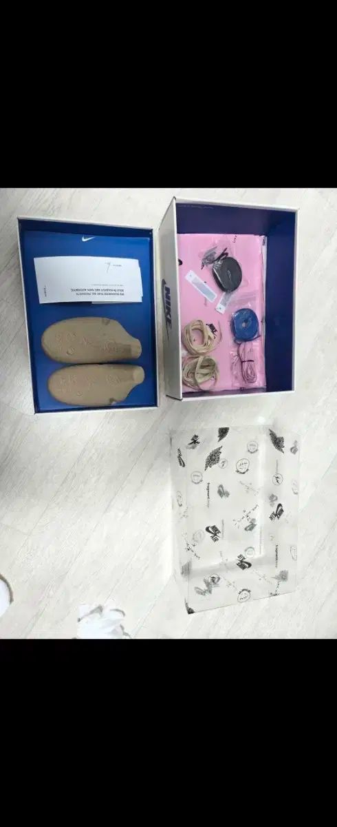 ジョーダン1 ロー トラヴィススコット DESIGN フラグメント デザイン 25 5 cm