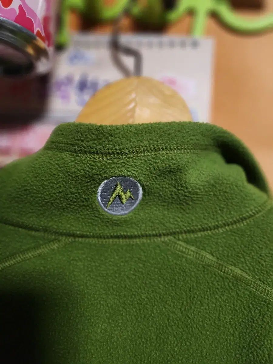 緑色 ミディアム