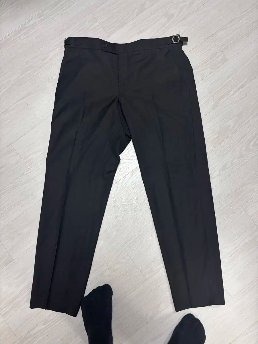 オーダースーツ TOM FORD スタイル ピークドラペル スーツ 105 32 実寸