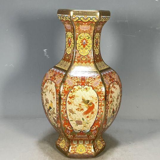 黄地琺瑯彩賞瓶 装飾品 花瓶 収集品 美品 景徳鎮 陶磁器 工芸品 美術品