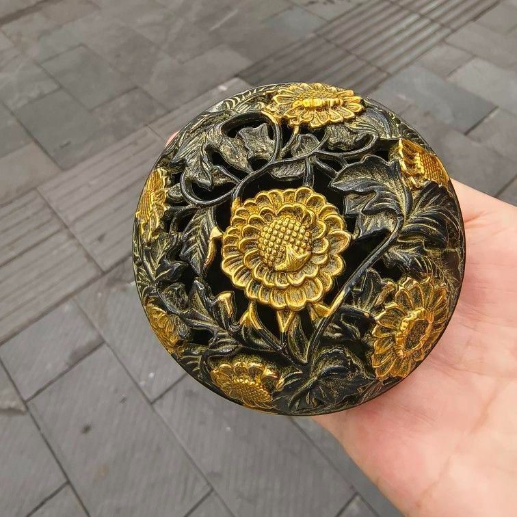 銅器 透かし彫り香炉 花開纏枝檀香炉 香道具 工芸品 美術品 置物
