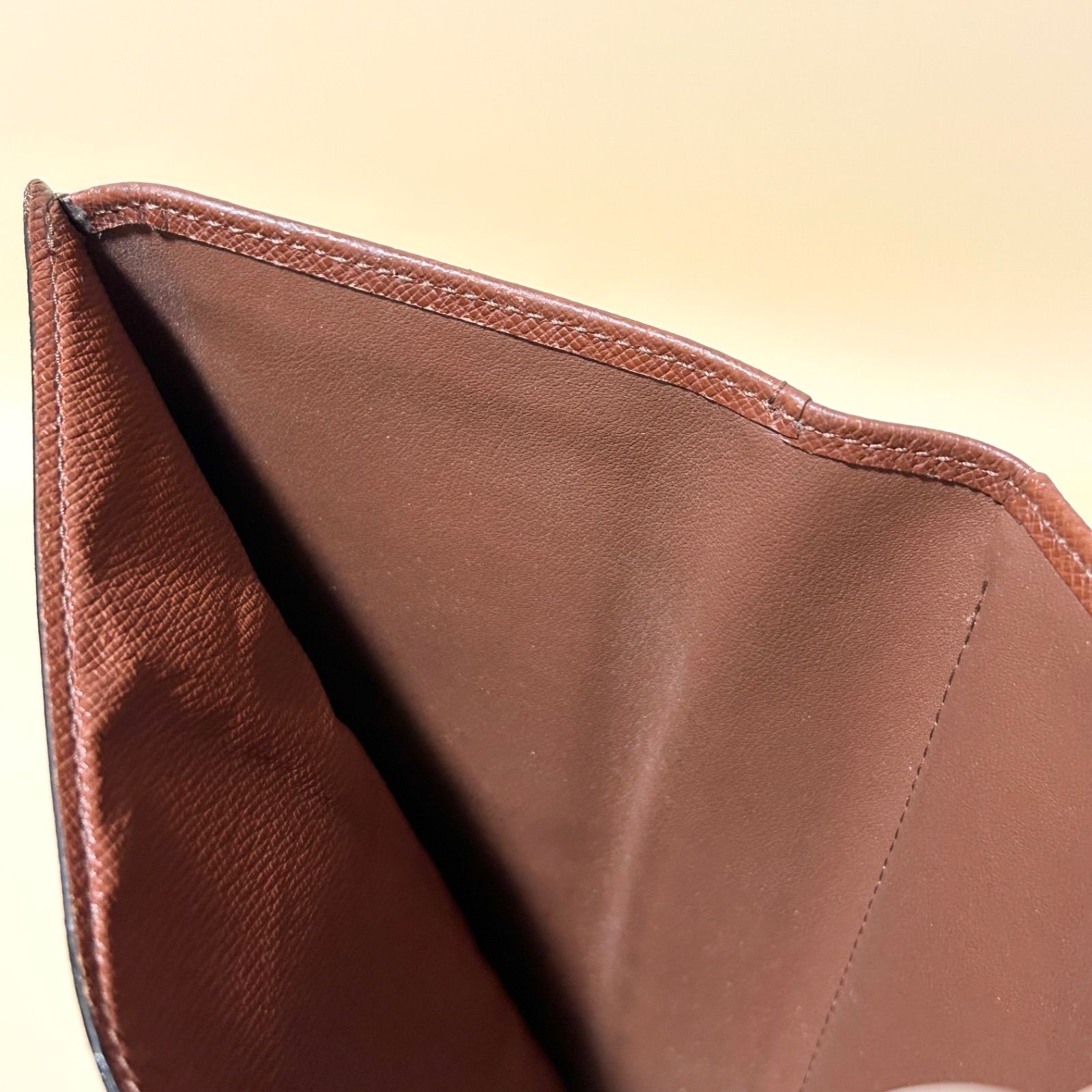 トレゾール エテュイ